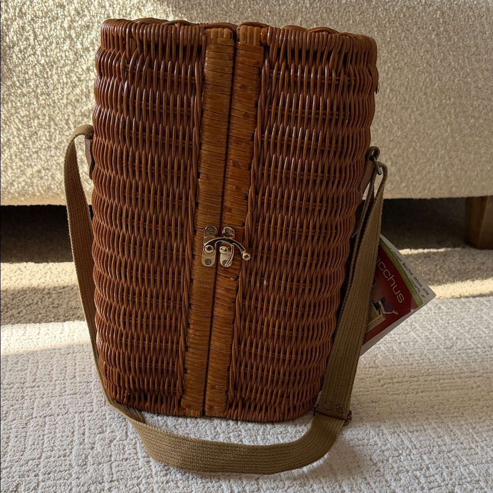 NWT Vintage Picnic Time “Bacchus” Rattan Insulated Wine Basket Shoulder Strap - Picture 14 of 15